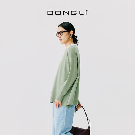 东黎 • 小山羊绒女士秋冬圆领宽松百搭长袖套衫 4766 商品图8