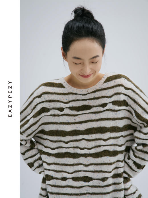 千层蛋糕圆领条纹羊绒衫 商品图0