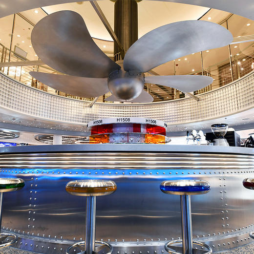 【爱达邮轮·魔都号】国产首艘大型游轮·日韩免签【上海出发】  （注意：票价因航次、路线实时变化，务必咨询客服查实时票价，请勿静默下单） 商品图3