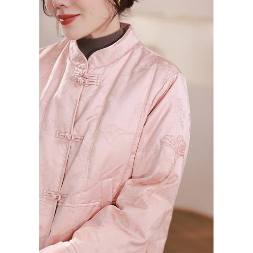 金标刺绣系列绒柔暖意鹅绒外套 新中式结合实穿之选 商品图2