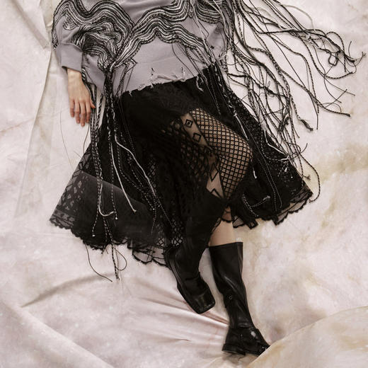 谜底蕾丝半身裙女士2024冬新品优雅气质大摆裙中长半裙244MB1689 商品图0