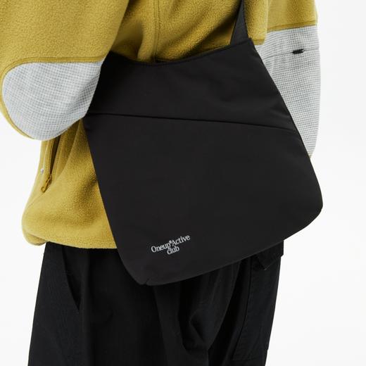 oneup防泼水斜挎小包 商品图0