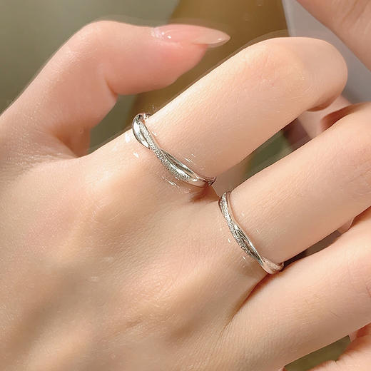 卡蒂罗/KADER 无限依恋情侣对戒 莫比乌斯环爱无止境简约开口可调节素圈一对 爱意交织恋爱频率银戒 925银 商品图5