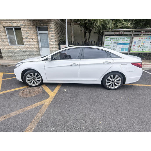 现代 索纳塔 2.0L 自动至尊版【长租-北京】 商品图4