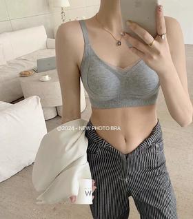 老米优品🎈7天。Ins风《双面磨毛暖绒条纹肌理bra》聚拢！！温暖，柔软，无痕，防下垂！！NY241017A