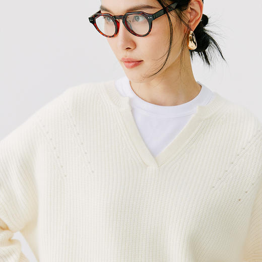 东黎 • 小山羊绒女士秋冬圆领纯色套头衫 4727 商品图12