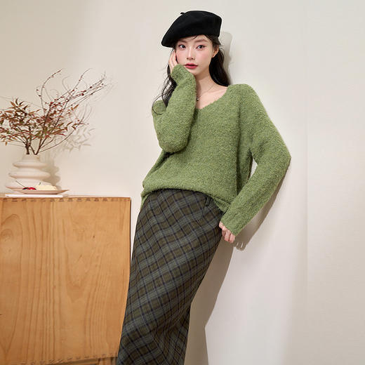 西遇中长款高腰半身裙女冬季新款直筒复古格纹呢料设计裙子14142957 商品图3