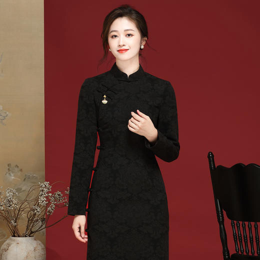OY-24318中式文雅复古旗袍秋装2024年新款中国风提花日常改良长款 商品图1