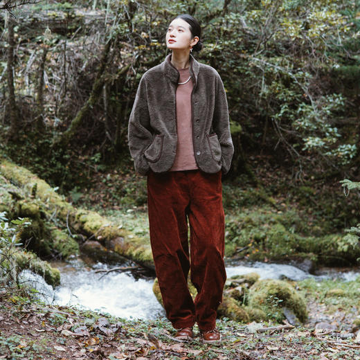 绽放旅行女装767朵/全羊毛羊羔毛复合麂皮绒双面可穿开襟短外套 商品图2