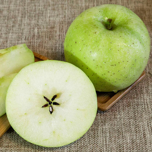 【脆甜可口  果香浓郁】新疆阿克苏 · 王林苹果（重庆仓库发货） 商品图1