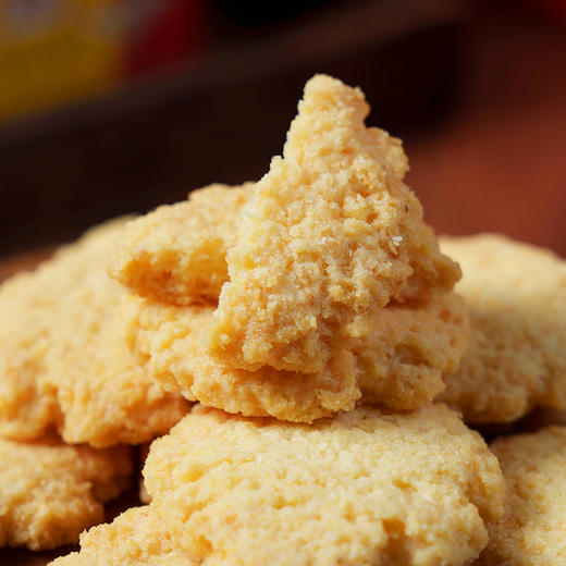 【澳禾礼】黄油椰蓉酥220g 外酥内松入口即化进口黄油手工制作澳门爆款特产送父母送朋友节日必备礼盒包装 商品图4