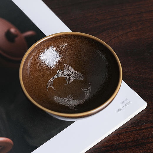 【吉州窑】非遗传人文丘亲工 鱼子纹天目釉  瑞鱼呈祥茶盏 商品图0