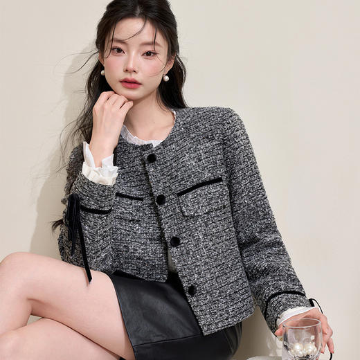 西遇短款小香风外套女冬季新款袖口蝴蝶结拼接设计上衣D0043945 商品图2