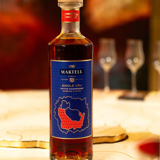 【有税版】马爹利干邑白兰地单一产区系列 礼盒套装 700ml*3 商品图6