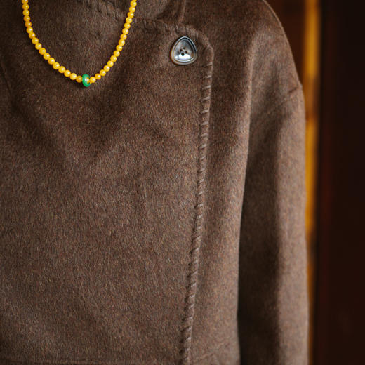 绽放旅行女装803朵/*绵羊毛慵懒垂感大翻领中长款毛呢大衣 商品图3