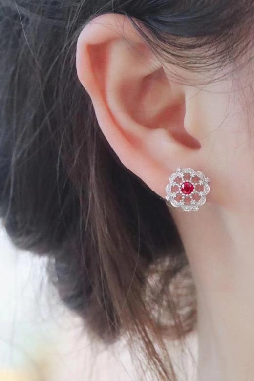 0.65克拉红宝石耳饰 商品图3