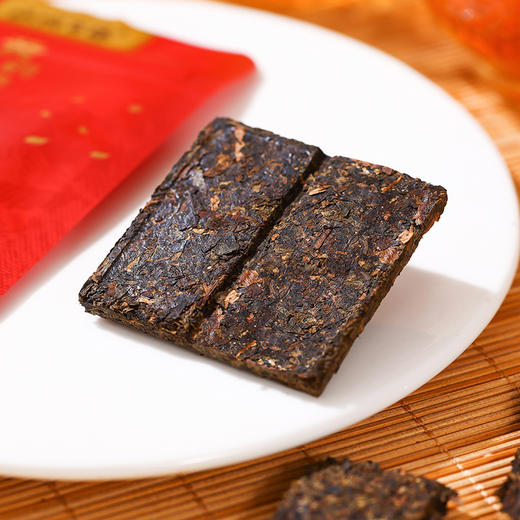 【武汉.新洲】江城百臻黄鹤楼小方砖茶320g(8gx40) 商品图4