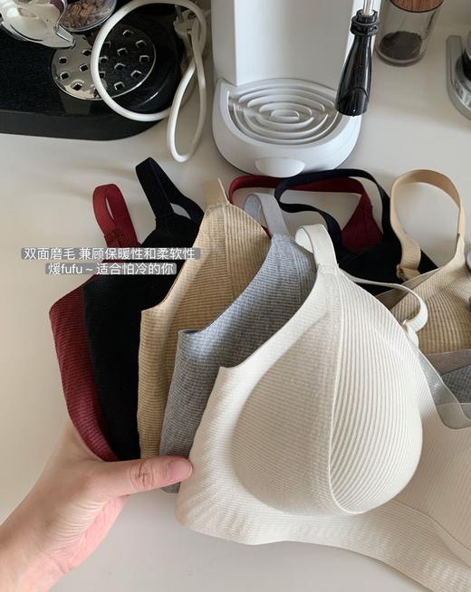 老米优品🎈7天。Ins风《双面磨毛暖绒条纹肌理bra》聚拢！！温暖，柔软，无痕，防下垂！！NY241017A 商品图2