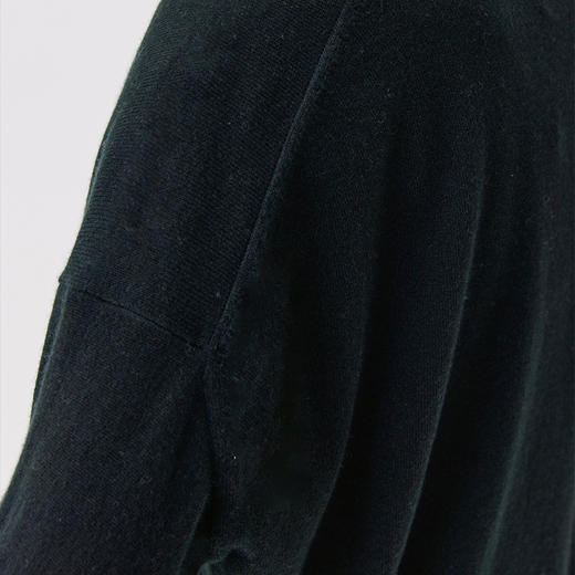 小山羊绒 东黎羊绒 女士秋冬季针织 大V领羊绒纯色宽松简约   DWBS4671AN 商品图10