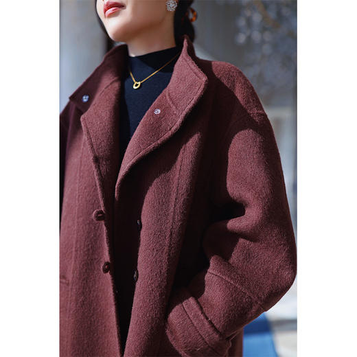 5%羊驼95%羊毛 廓形感简洁赤红色双面呢大衣 商品图3