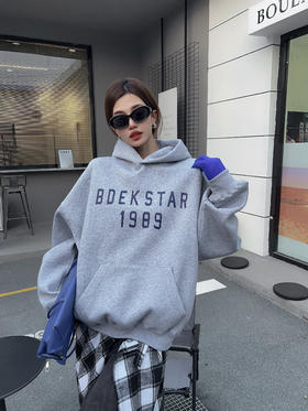 🌸【品牌直发】香港BDEK美式潮牌一体绒连帽卫衣，🤩出口品质❗️ ⚠️版型好绝！上身瞬间秒变时尚达人😎 惊掉下巴🙀 ✅客供面料 保暖轻便 亲肤舒适