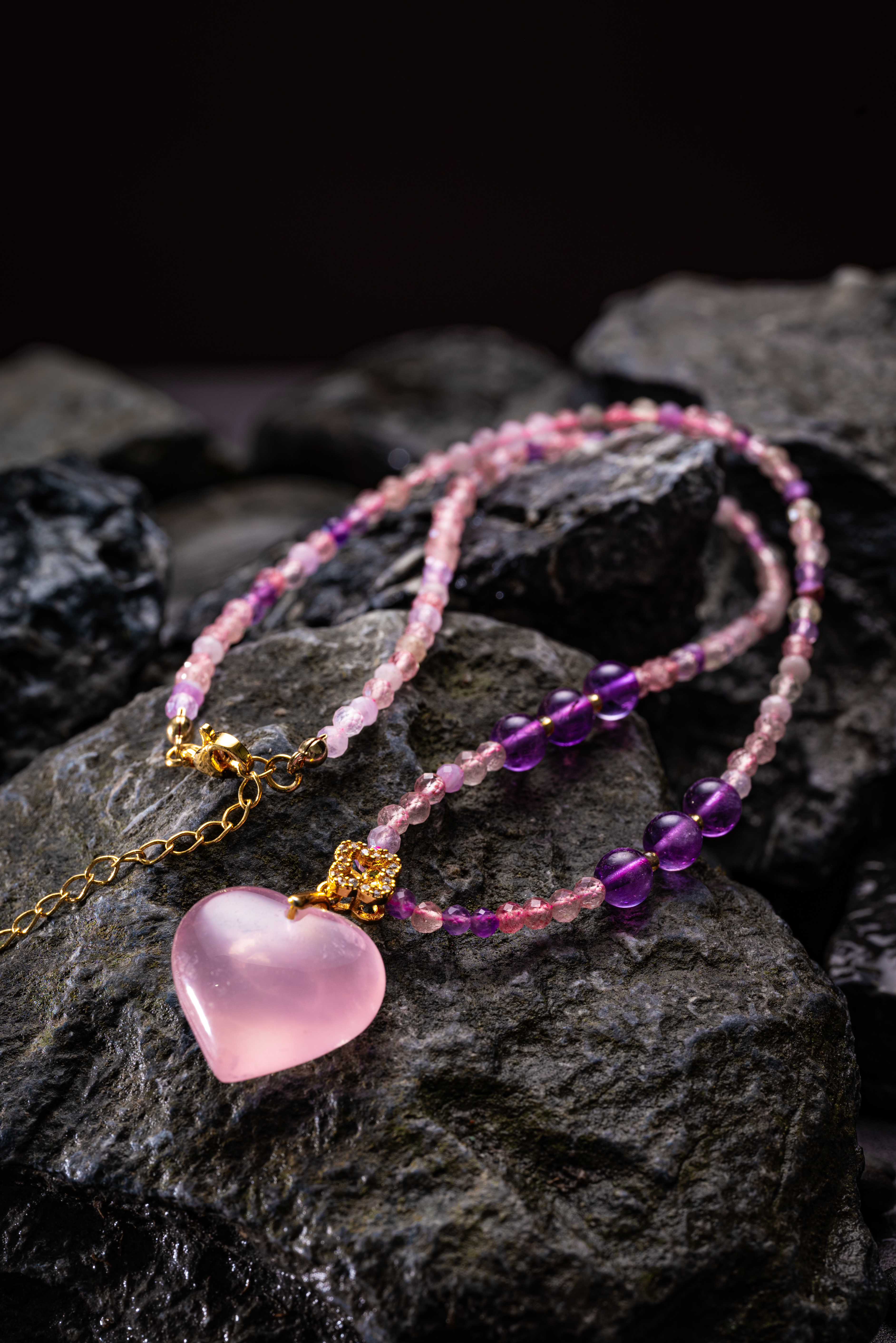 吉祥天地 粉水晶心形项链 礼品送礼送女友