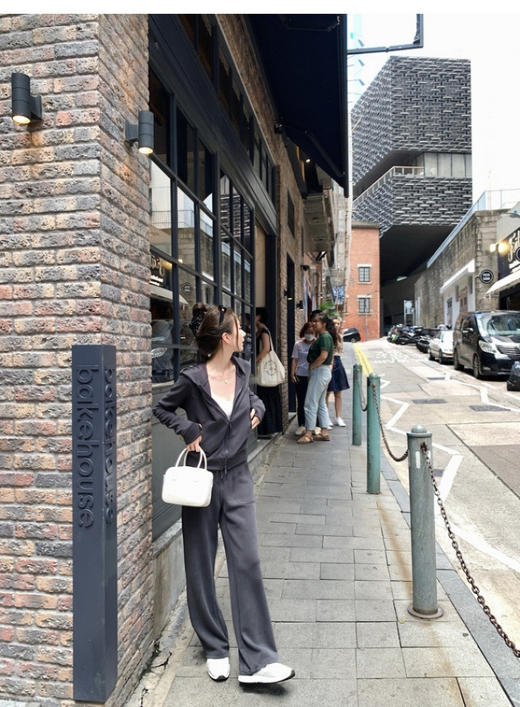 💜拿捏秋天慵懒随性的穿搭还得是套装啊♦️【全国包邮】美YANG同款双开拉链休闲连帽上衣、直筒裤、套装：💥79起❗️今年秋天最爱的一套💗 商品图2