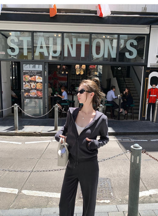 💜拿捏秋天慵懒随性的穿搭还得是套装啊♦️【全国包邮】美YANG同款双开拉链休闲连帽上衣、直筒裤、套装：💥79起❗️今年秋天最爱的一套💗 商品图0