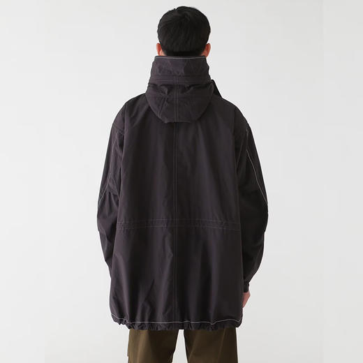 and wander fishtail Octa coat 军事风鱼尾机能性户外大衣外套 商品图2