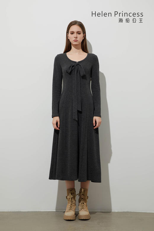 甜美蝴蝶结细带连衣裙 商品图4