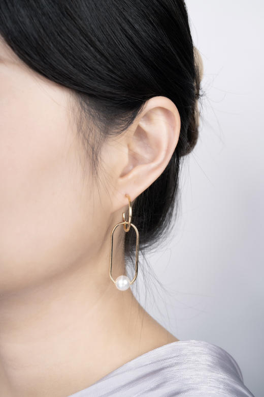 「快乐胶囊」Akoya珍珠18k金耳环 商品图2