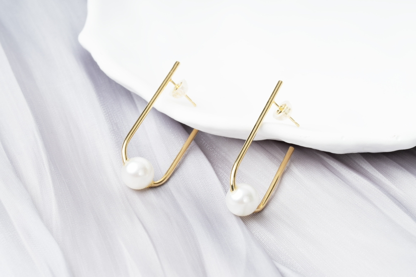「快乐胶囊」Akoya珍珠18k金耳环