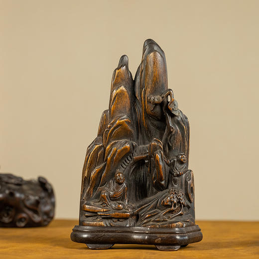 清 沉香木雕山水人物山子摆件 商品图0