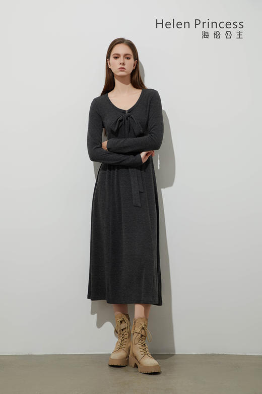 甜美蝴蝶结细带连衣裙 商品图5