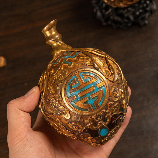 清 铜鎏金烧蓝寿桃形盖盒及红木透雕器座（一对） 商品图2