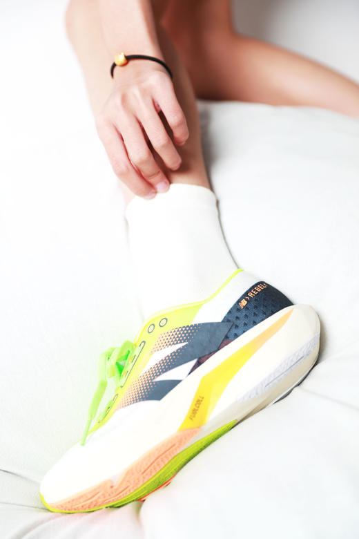 心动了的，显高显身材。复古专业缓震轻量竞速徒步跑步鞋A101880 商品图13