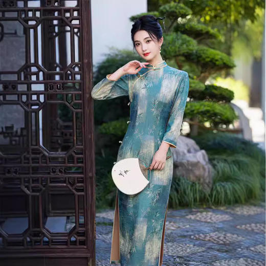 云岚绒绿色竹叶，印花低开衩修身旗袍SJT-697 商品图0