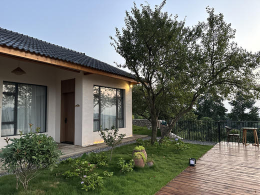 【峨眉山-293号院】5房观景小院，可单房预定，高桥镇群山上，可观景/烧烤/看日出/家庭亲子/情侣出游，大草坪bsyj 商品图1