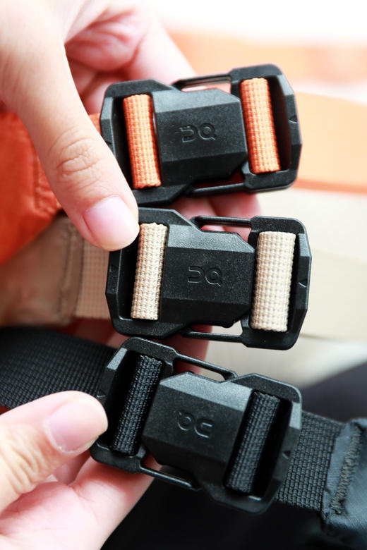 2000ml大容量，户外山系腰包。拉链闭合多功能斜挎包背包A101860 商品图2