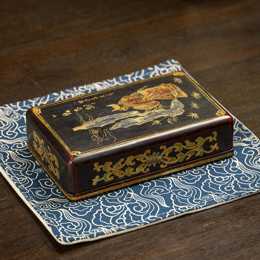 清 黑漆描金“一品当朝”盖盒 商品图1