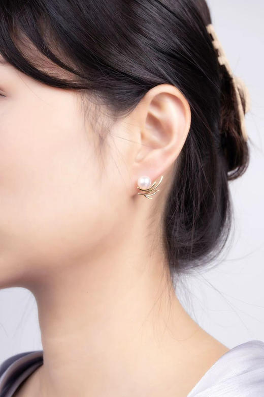 「巢」 Akoya珍珠14k金耳钉 商品图4