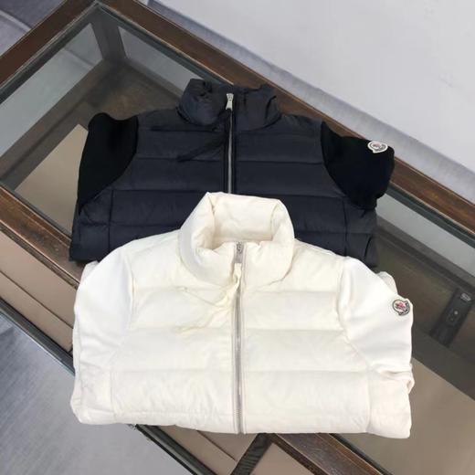 Moncler盟可睐 蒙口 FW22 纯色拼接绗缝立领含羽绒夹克外套（UY*FD） 商品图3