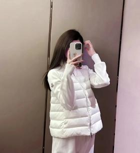 Moncler盟可睐 蒙口 FW22 纯色拼接绗缝立领含羽绒夹克外套（UY*FD）