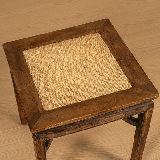 清 黄花梨束腰马蹄腿霸王枨方凳 商品图2