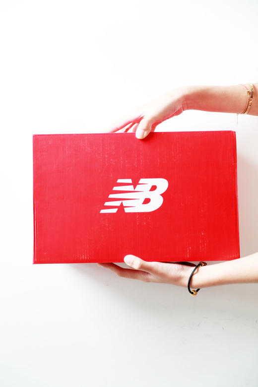 心动了的，显高显身材。复古专业缓震轻量竞速徒步跑步鞋A101880 商品图1