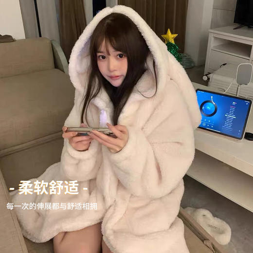 【加厚不掉毛，珊瑚绒兔耳朵连帽睡衣】每一次的伸展都与舒适相拥，柔软舒适 不易掉毛 加绒加厚，冬季新款加厚保暖睡裙居家服睡袍QQ 商品图0