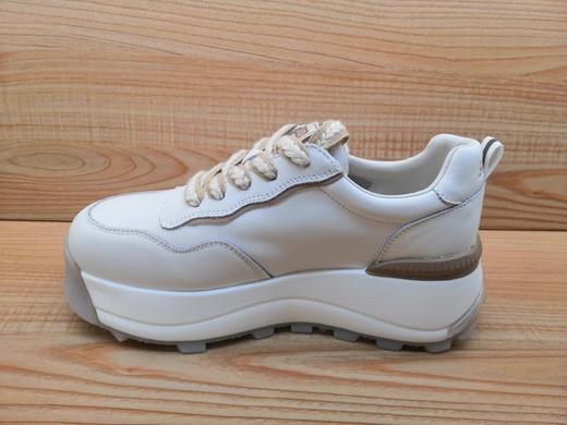 豪行真皮厚底松糕单鞋22389820时尚潮鞋 商品图2