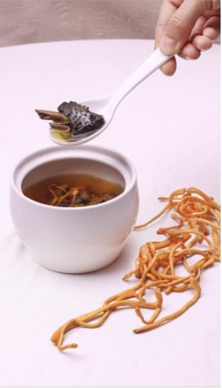 虫草花炖乌鸡 商品图0