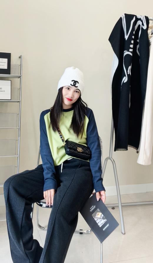 董洁同款素*秋季轻量磨毛拼色长袖 商品图7