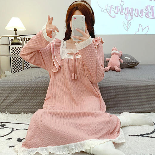 【温柔公主风，甜美蕾丝边睡裙】睡裙女春秋季长袖甜美公主风，舒适透气版型轮廓好看又好穿，加肥加大码200斤胖mm睡衣宽松家居服QQ 商品图1
